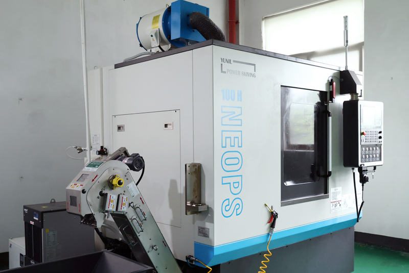 Gear Skiving Machine